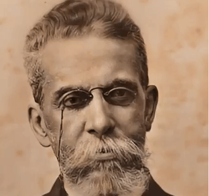 MACHADO DE ASSIS ROSTO.gif