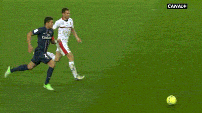 CAMPO DE FUTEBOL1.gif