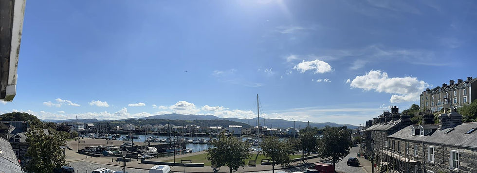 View from the Pencei_edited.jpg