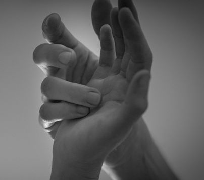 Toucher conscient : pourquoi ralentir change notre manière de ressentir
