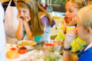 Children in Cooking with Chemistry Class