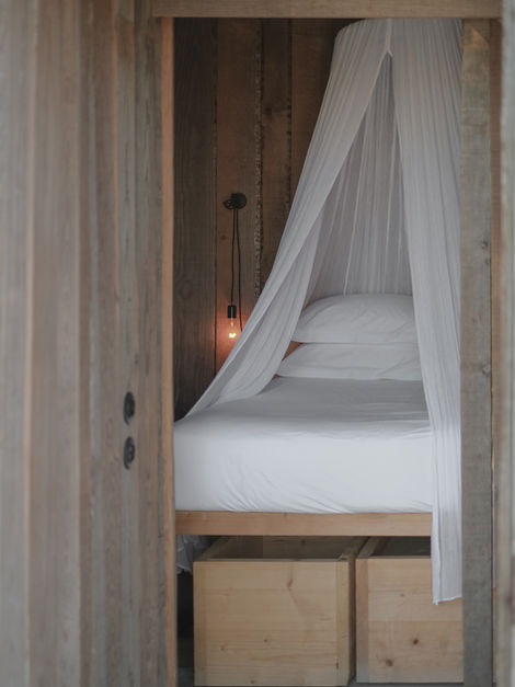 CABANAS NO RIO / PORTUGAL - PHOTOGRAPHY