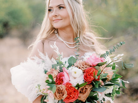 Romantic Desert Elegance: Stunning Tanque Verde Ranch Wedding Florals in Tucson, Arizona