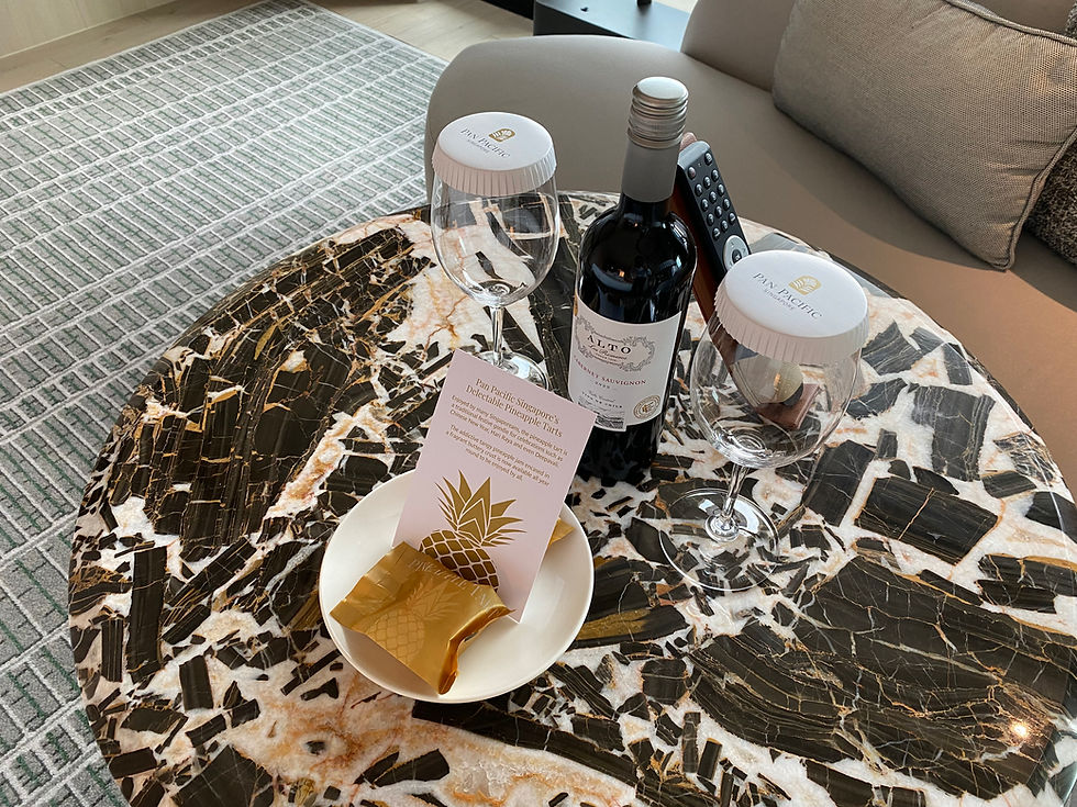 Pan Pacific Singapore (Executive Marina Bay Room) - Welcome pineapple tart and bottle of red wine