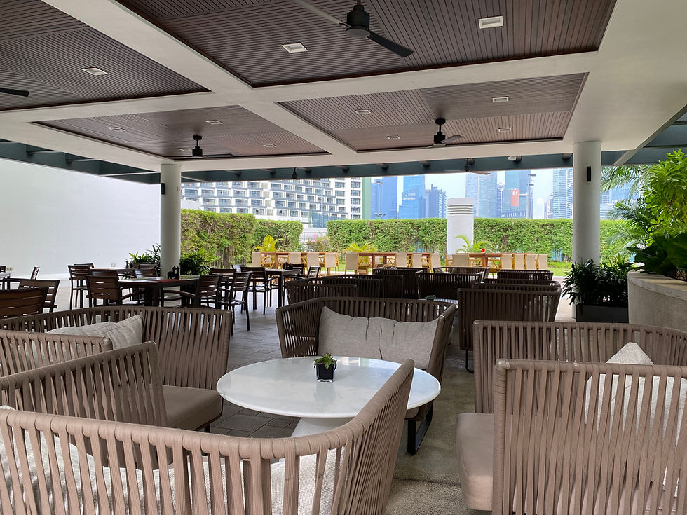 Pan Pacific Singapore - The al fresco restaurant for families to have a meal after a swim