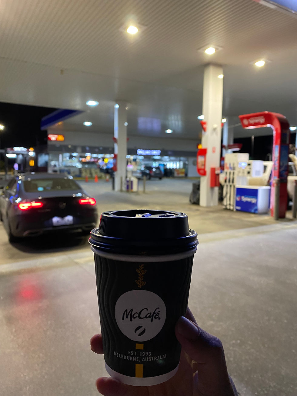 Melbourne-Adelaide Road Trip - Stopping for our final break and pit stop before arriving in Melbourne