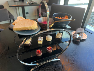 Sofitel Adelaide (Club Millésime) - Afternoon tea in the lounge