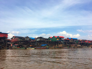 Day Trip to Kampong Khleang Floating Village