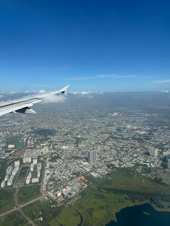 Vietnam Airlines VN1341 flying over a city