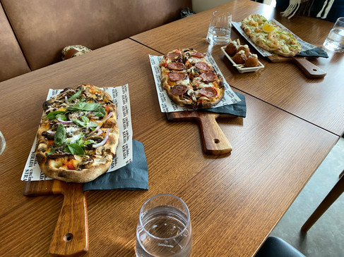 Melbourne-Adelaide Road Trip - Digging into fresh pizzas at Cucina Di Strada