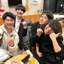 卒業生が遊びに来てくれました！