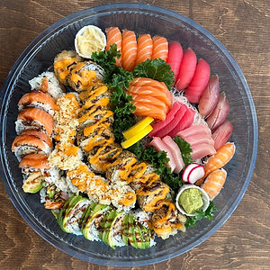 Maki, Sushi & Sashimi Party Tray B (50pcs)