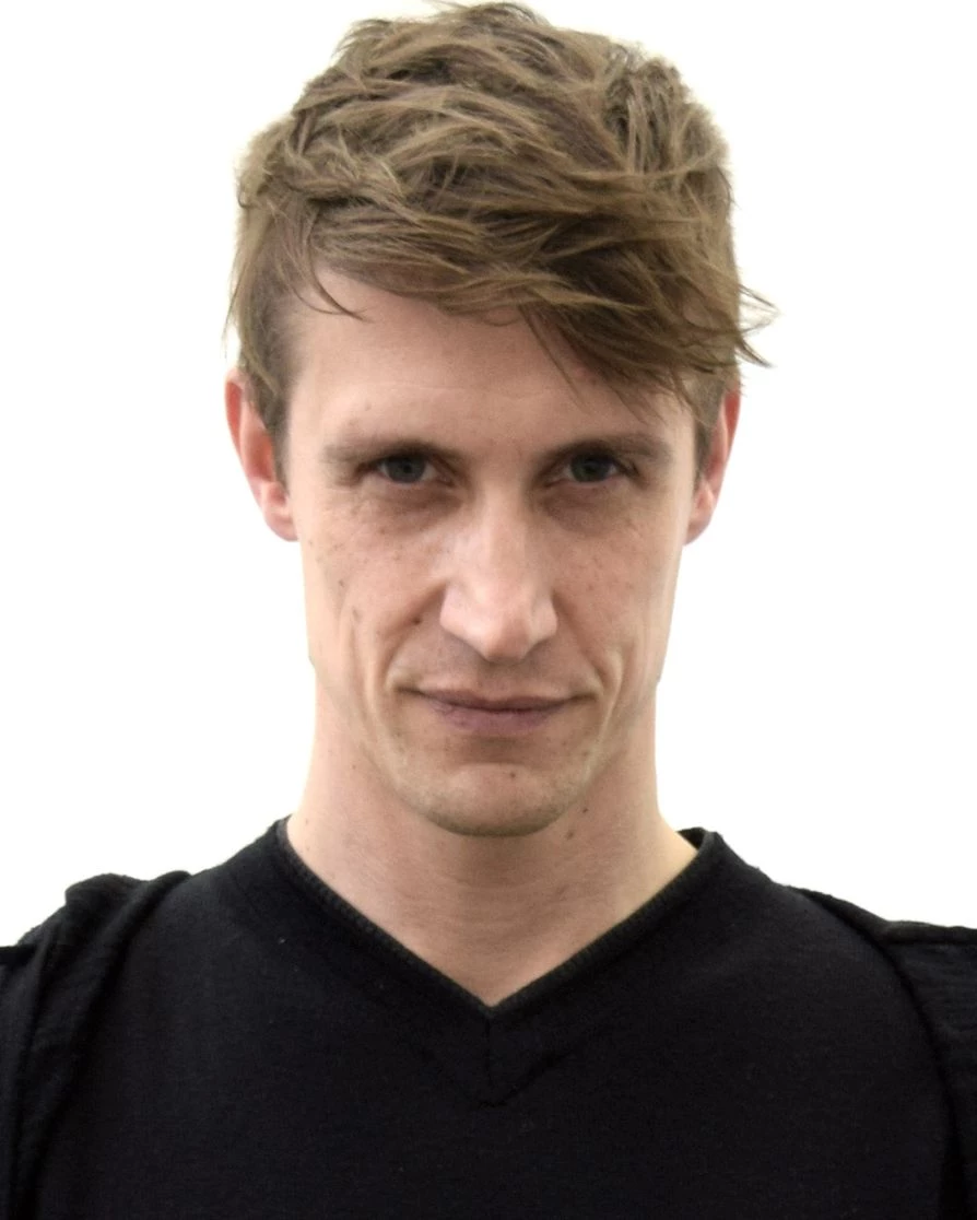 bruthaus portrait_2-3.jpg.webp