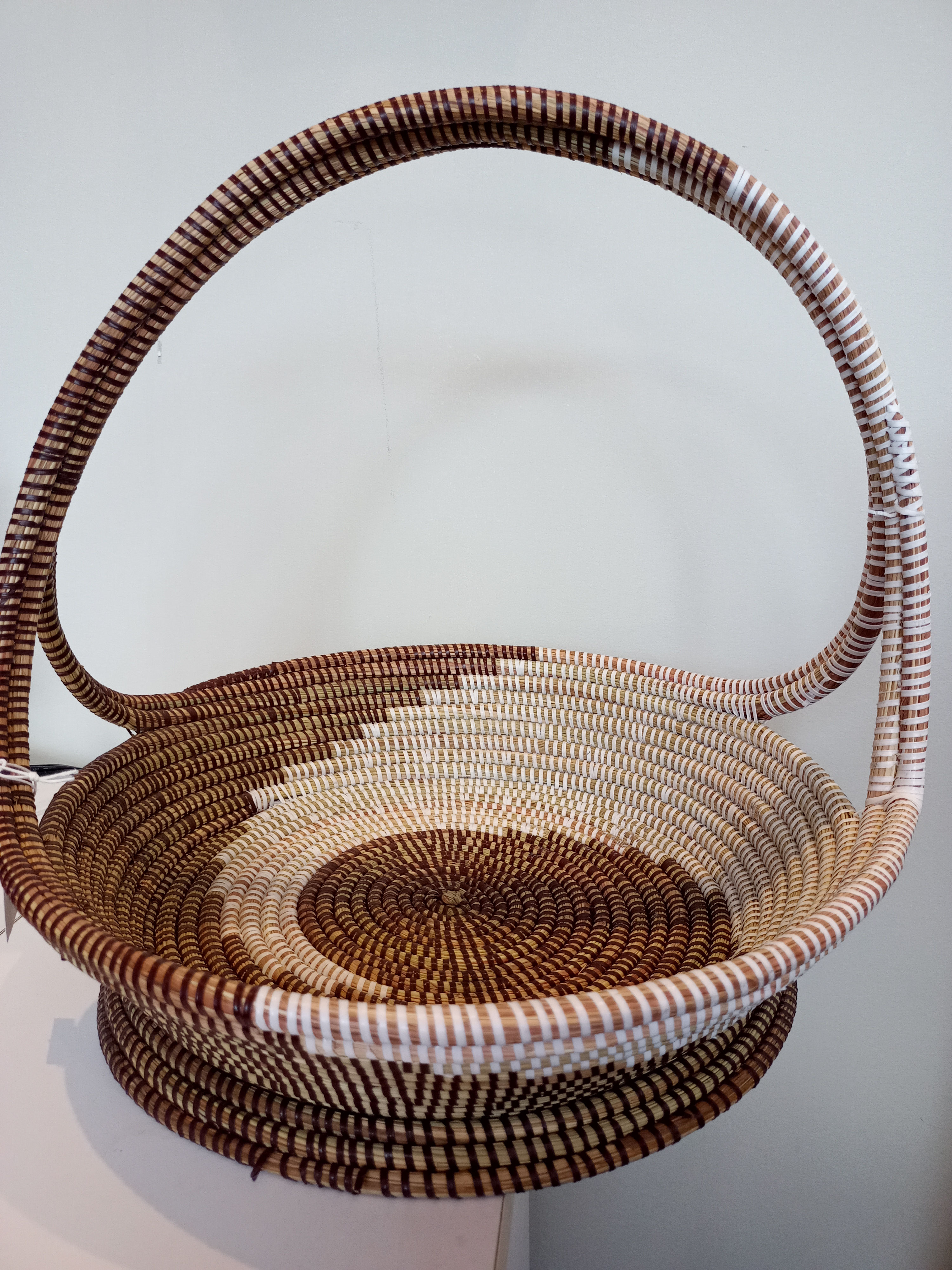 Panier a pain avec manche/Bread basket with handle