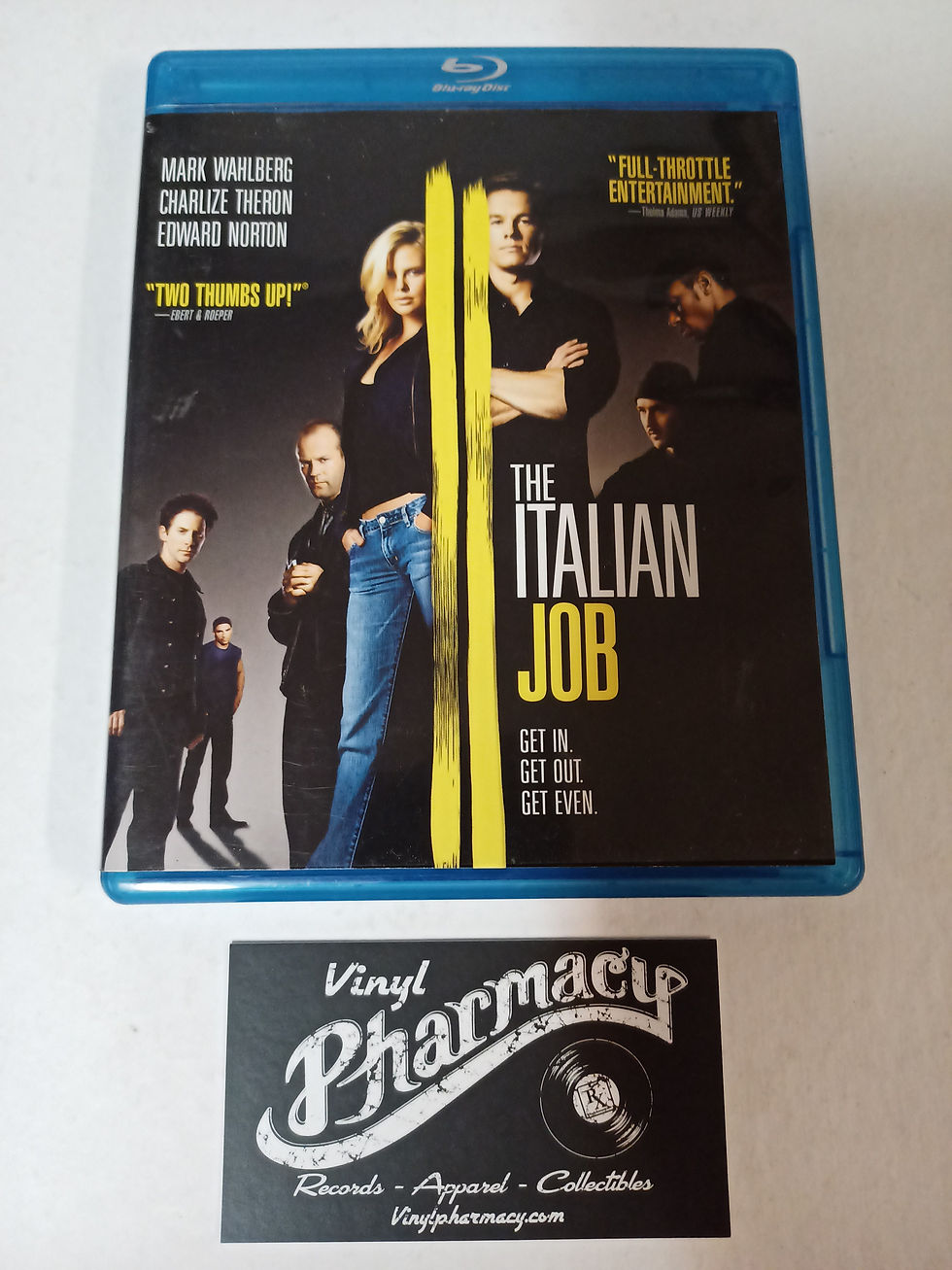 Thumbnail: The Italian Job (2003) Mark Wahlberg/Charlize Theron Blu-ray