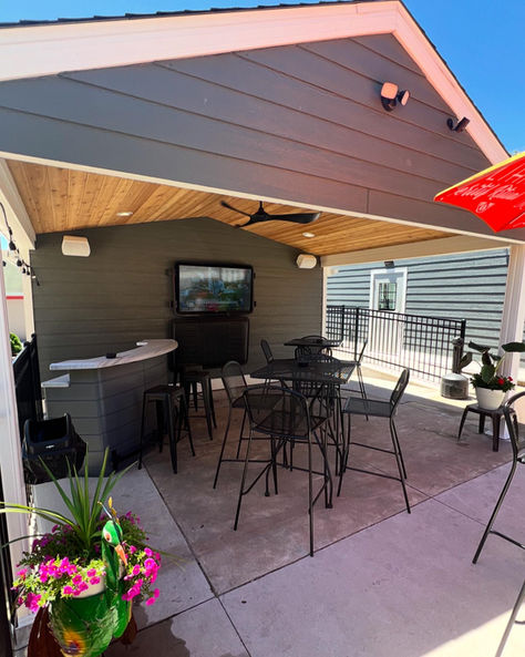 Kelso's Corner Bar | Davenport, IA | Best Bar in the Quad Cities