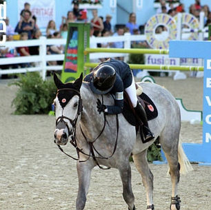 Hometown Hero Caitlyn Connors Takes Second Place at the 2018 Devon Horse Show