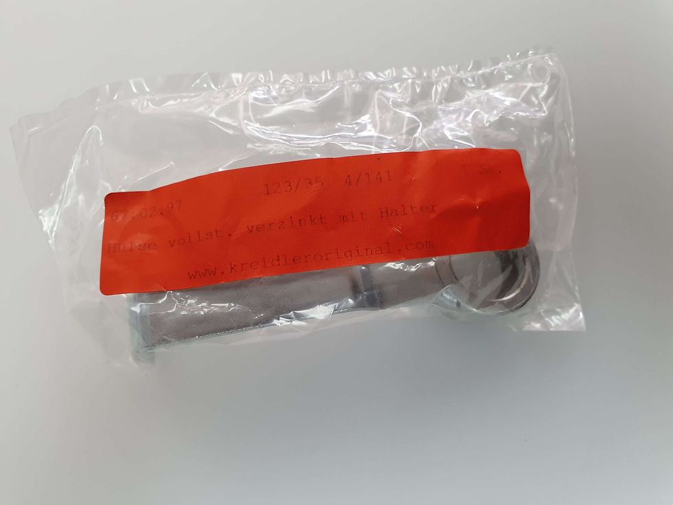 Thumbnail: 67.02.97 Afstandshuls voor holle as met kunstof kettingkast. 
