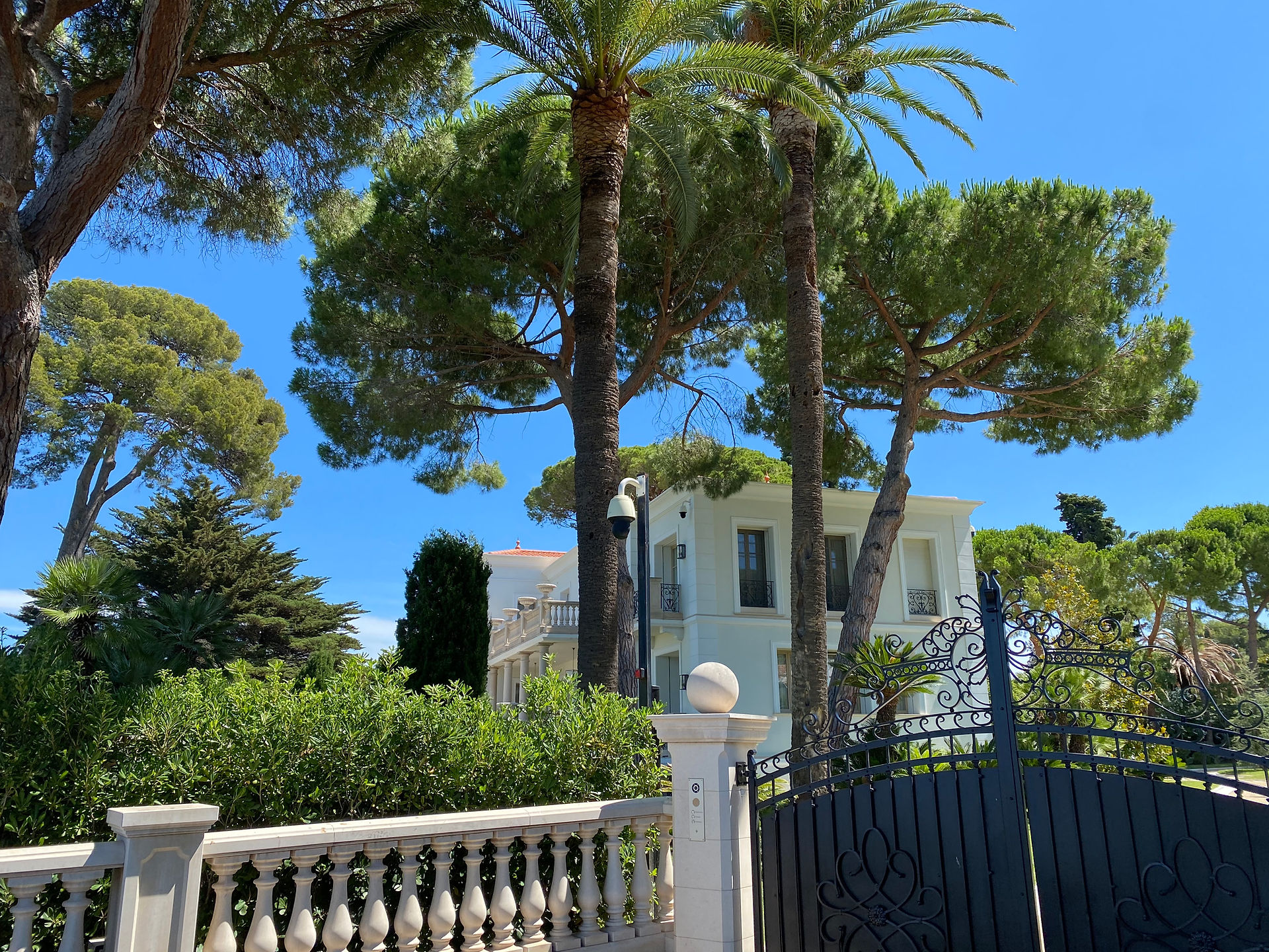 Cap d'Antibes near our Stay In Antibes holiday rentals