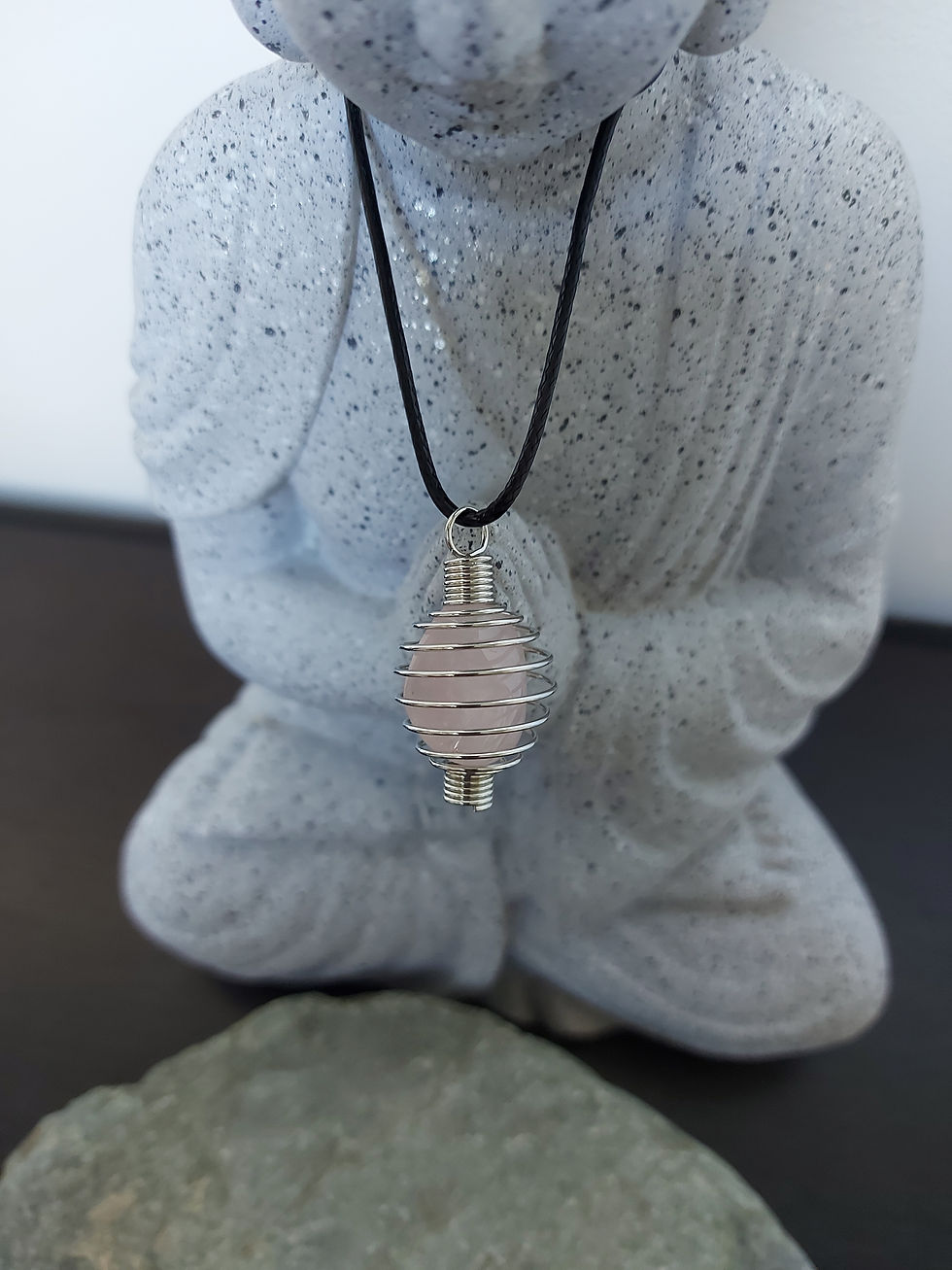Miniature : C3 / Collier pendentif cage Quartz Rose