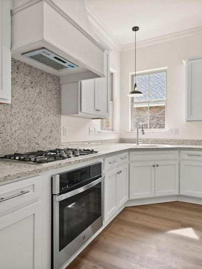 Custom bathrooms, bedrooms, kitchens, and living spaces in Baton Rouge, LA. Local Home Builders with Interior and Exterior Construction Specialties in the Residential Development Industry.