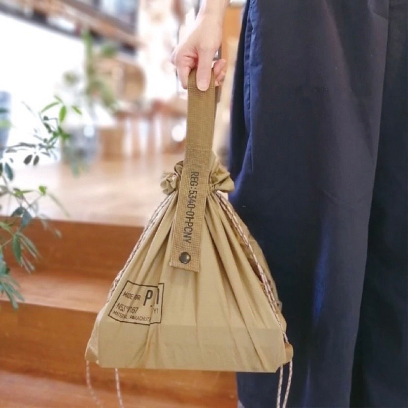 Thumbnail: 《嚮海選品🌊》日本POST GENERAL 輕量環保折疊收納袋 (多色可擇)｜eco 粽型袋 束口袋 外出袋 易攜帶