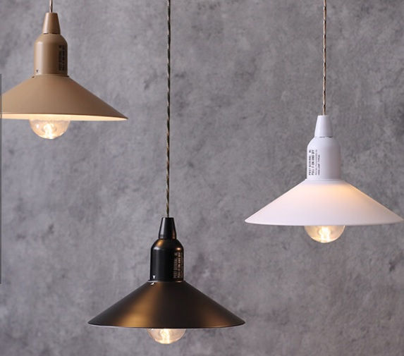 Thumbnail: 《嚮海選品🌊》日本 POST GENERAL 戶外風格露營LED吊燈 含燈罩(5色可擇) ｜方便攜帶好收納，讓您充滿儀式