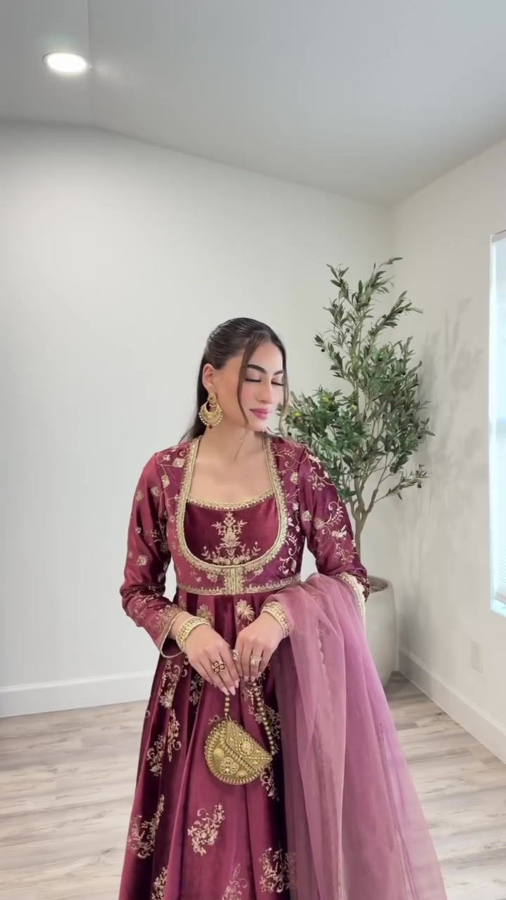 Thumbnail: Premium Elegance – 5000 Series Anarkali Set