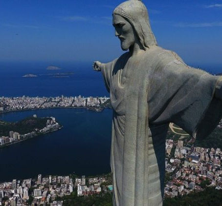 A doação do Papa ao Brasil ferido pela pandemia