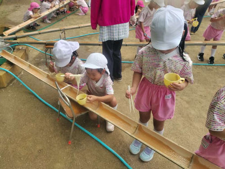夏期保育、流しそうめん