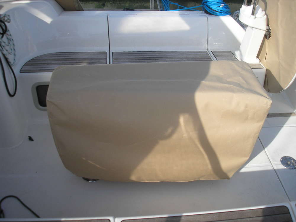Cockpit Table Cover For Dufour 425 GL - side view 1