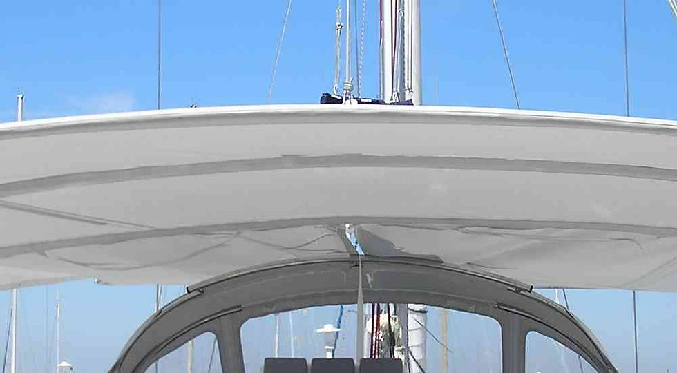 Thumbnail: Bimini with extension for Bavaria 33 - detail view