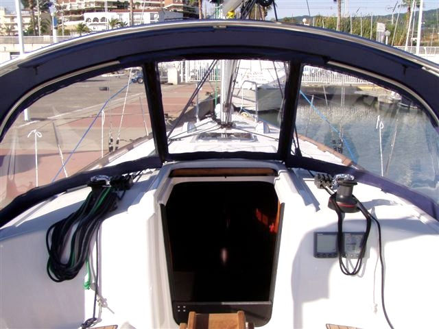 Thumbnail: Dodger For Dufour 325 - back view