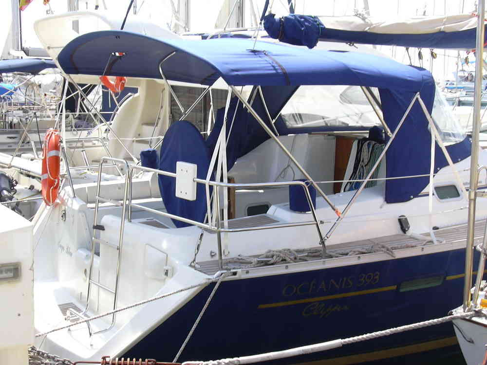 Bimini for Beneteau Oceanis 393 - open