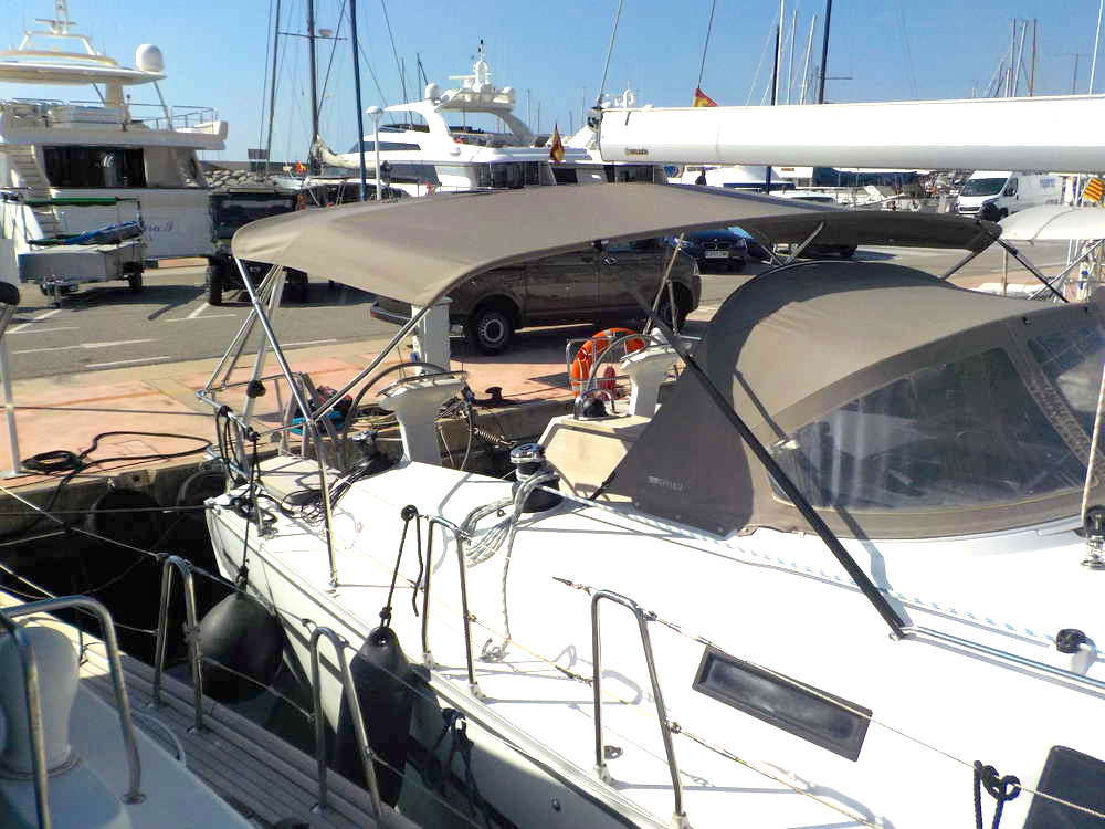 Bimini for Bavaria 46 CR - left front view