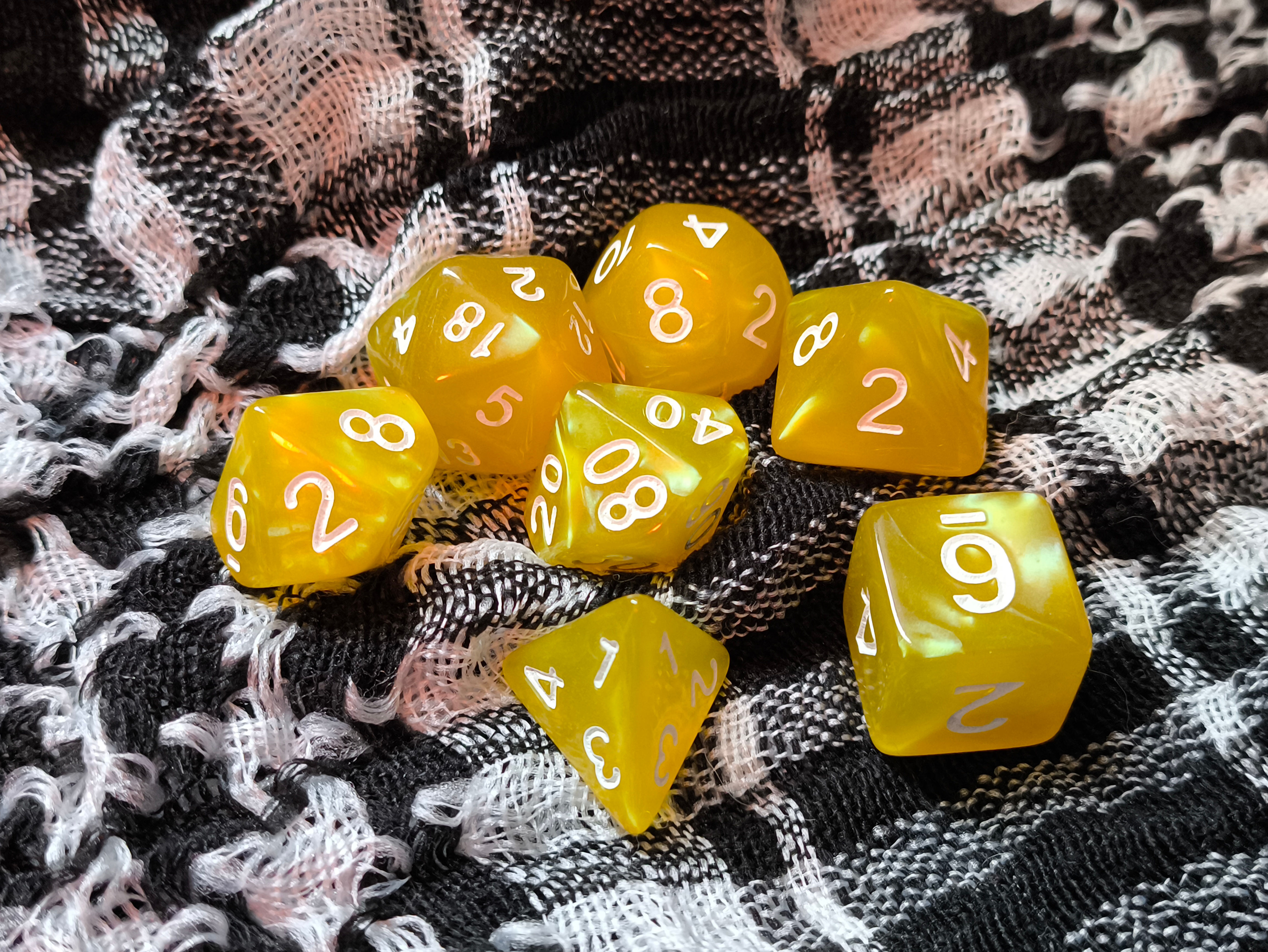 Kit Dados Perolados (Amarelo B)