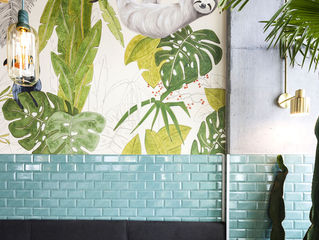 Bogdan Ciocodeica Crear frescos Decoración de Kane restaurante