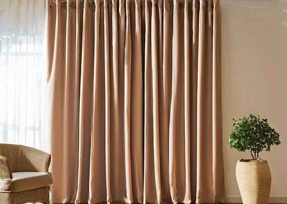 photos with blcokout curtains.jpg