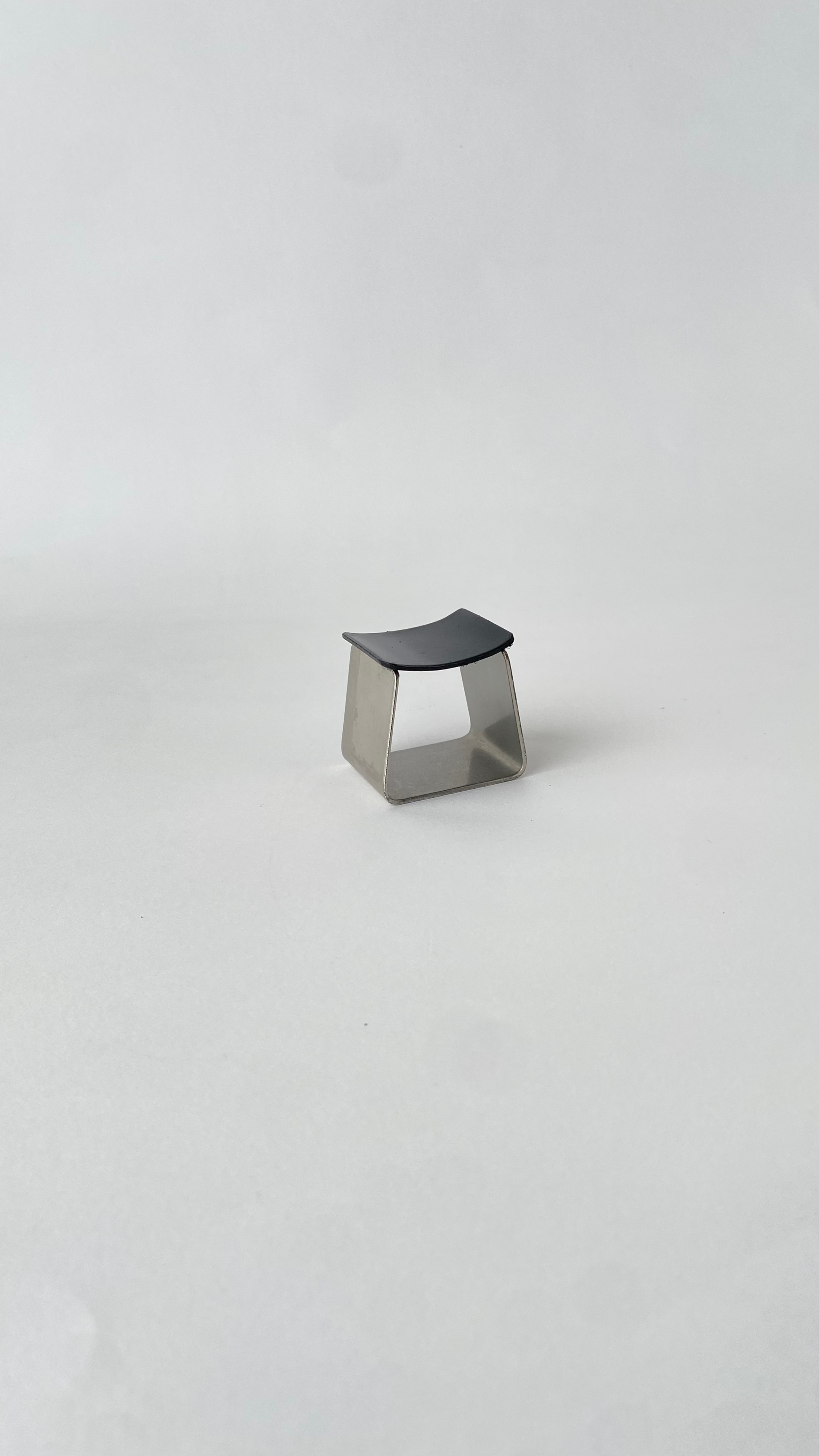 concave chair