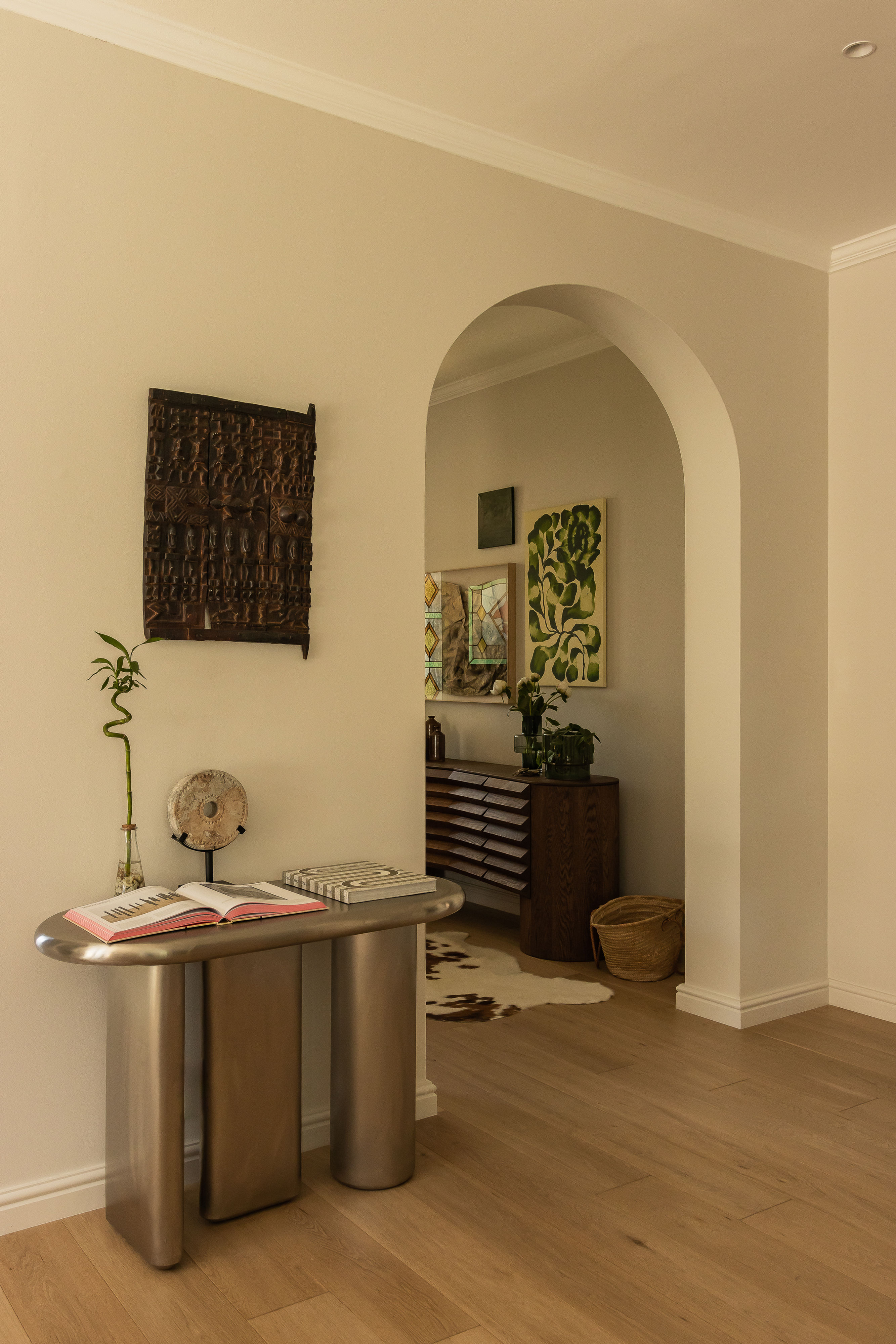 ziwa console table