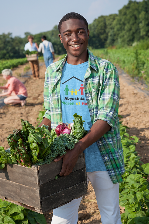 t-shirt-mockup-featuring-a-man-harvesting-vegetables-40123-r-el2.png