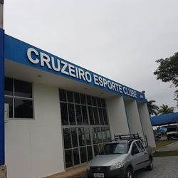 Reforma e pintura da academia do Cruzeiro Esporte Clube Toca da Raposa 2 Rua Adolfo Lippi