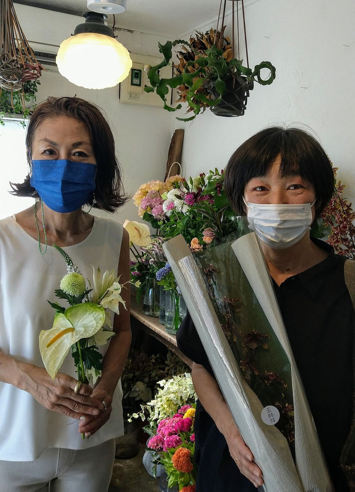 お気に入りのお花屋さんへ そして偶然出会ったのは