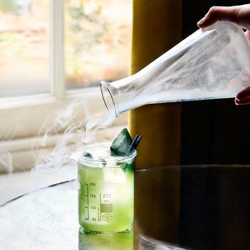 Cocktails in London.
Gin photography.
Drinks photography.
Hotel food photography.
Cafe food photography.
Restaurant photography.
Photoshoot.
Food photography.
Laura Berbel Photographer London.