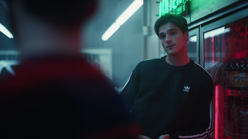 Adidas-Sweatshirt-in-Euphoria-1