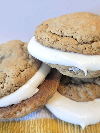 Oatmeal Whoopie Pie Cookies