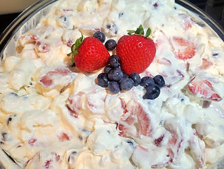 Berry Cheesecake Salad