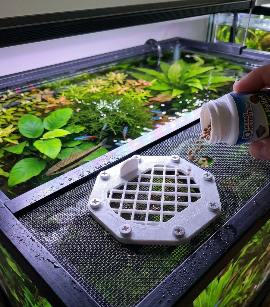 Küçük resim: 3d Akvaryum Yemleme Kapağı