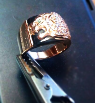 Перстень золотой