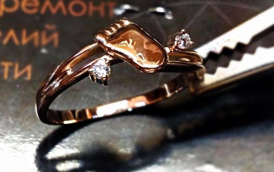 Кольцо золотое